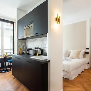 Appartement Cmg Champs Elysees - Boetie 5, Paris