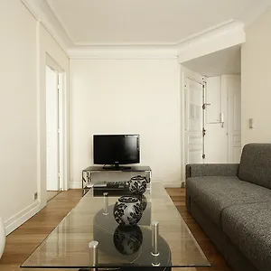 Appartement Bridgestreet Champs-elysées, Paris