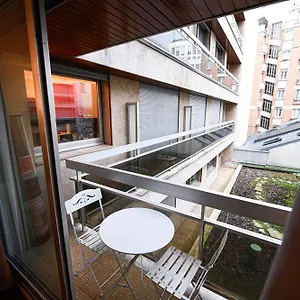 Appartement De Luxe Les Champs Elysees 2, Paris