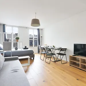  Apartment - Quartier Champs-elysees 5